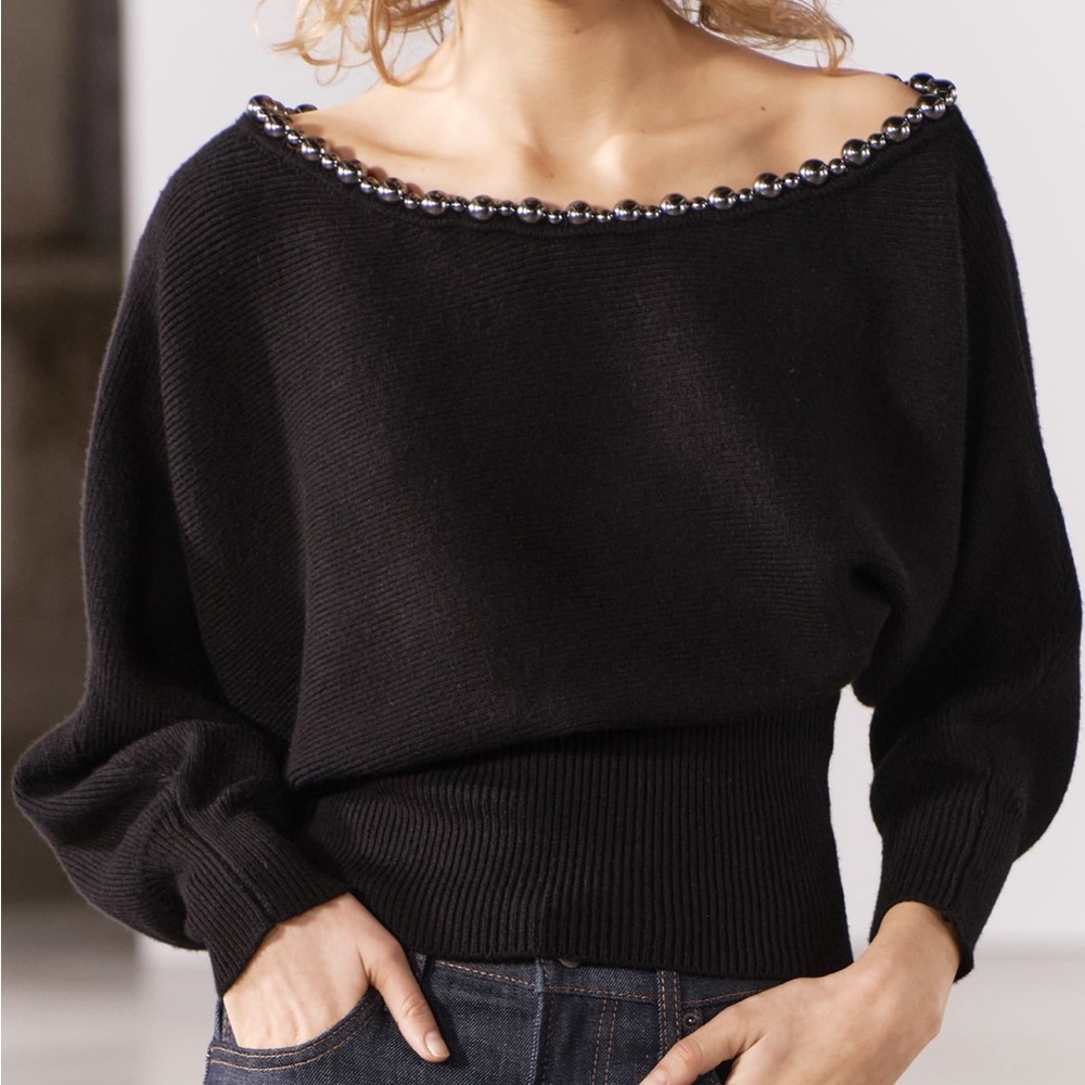 Zara Sweater Size M